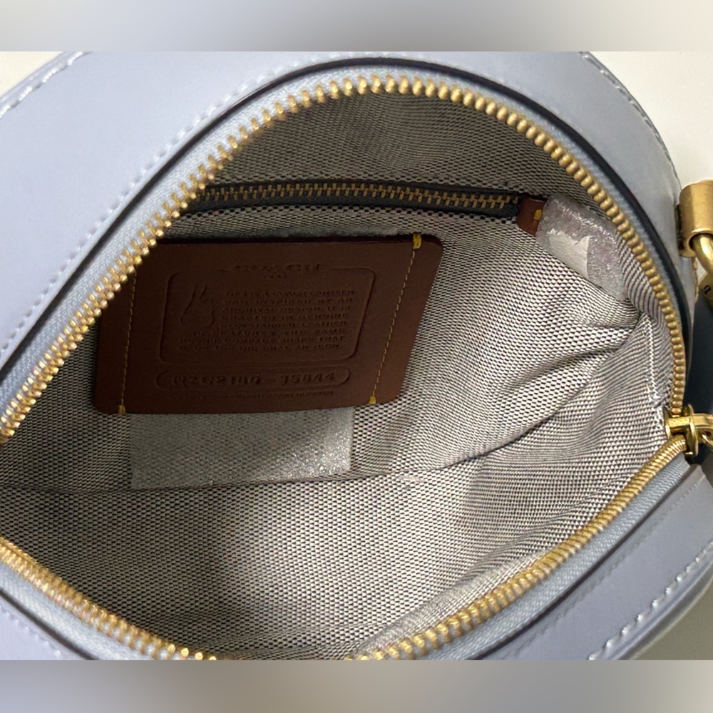 COACH Canteen Glovetanned Smooth Leather in Twilight Blue - Picture 8 of 11